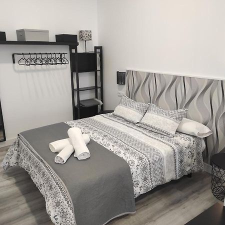 Apartamento Turistico Lyra Baena Eksteriør bilde